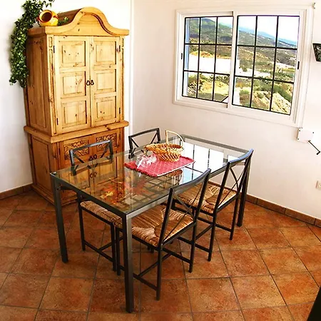 F4226 / La Vista